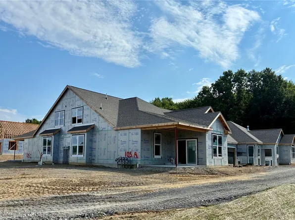 134 Independence Dr #105A, Jefferson Township, PA 16023