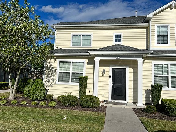 2nd image of 1624 Marietta Way