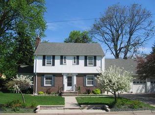 2920 Victory Memorial Dr, Minneapolis, MN 55412