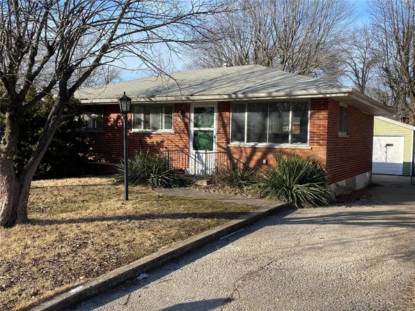 1145 Walker Ave, Saint Louis, MO 63138