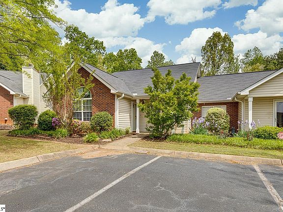 4th image of 325 Woodruff Park Ln