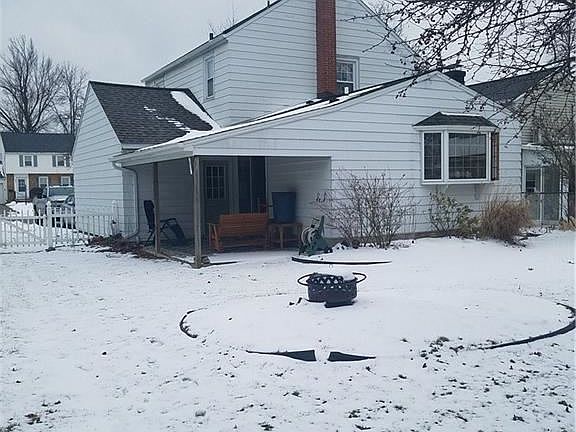2nd image of 222 Southwood Dr