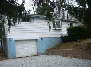 13 Mingo Circle Dr, Finleyville, PA 15332