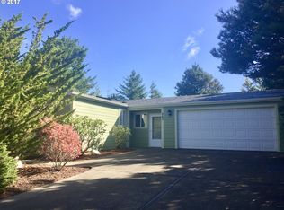 463 Sherwood Loop, Florence, OR 97439