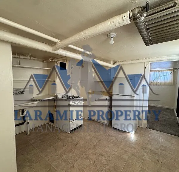 500 E Garfield St #6 — Photo 6