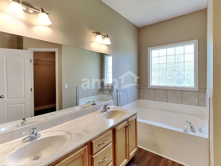 711 Riata Ct — Photo 10