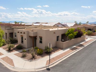 6 Via Sagrada, Santa Fe, NM, 87508