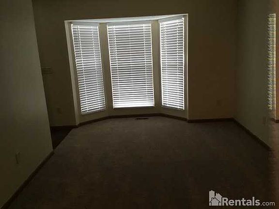 4th image of 8645 Robbins Loop Dr