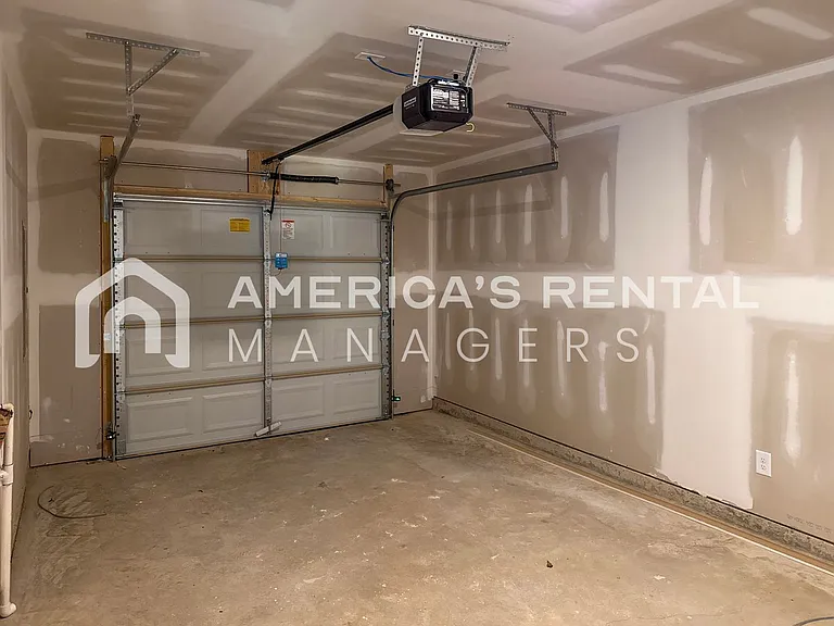 100 River Grass Dr — Photo 14