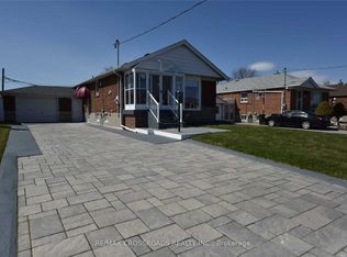 16 Crosland Dr #Basement, Toronto, ON M1R 4M8