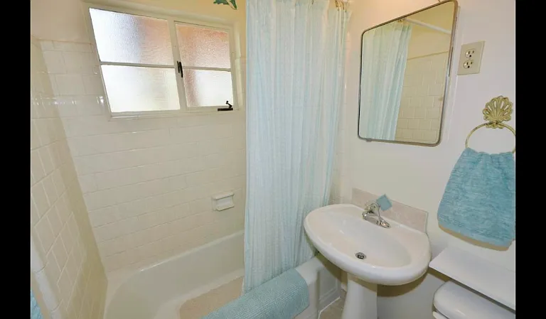 1028 Quincy St SE #A — Photo 13