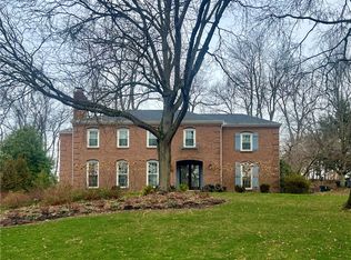 1481 Redfern Dr, Pittsburgh, PA 15241