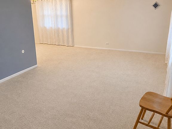 5th image of 2156 N Old Hicks Rd