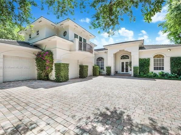 12205 Vista Ln, Pinecrest, FL 33156