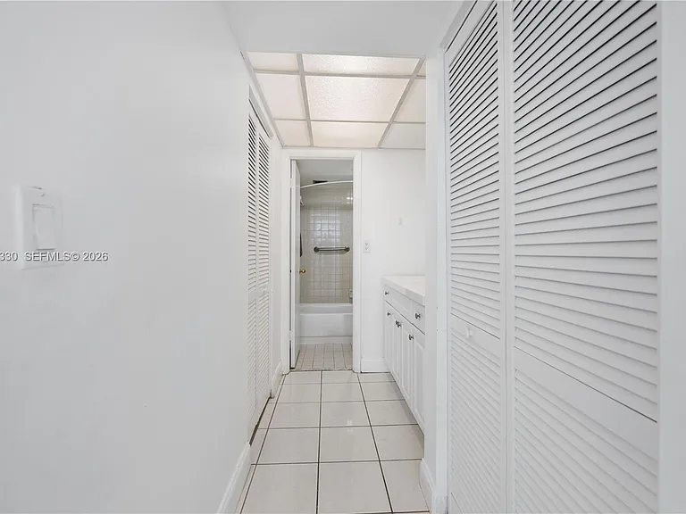 16710 NE 9th Ave #401 — Photo 13