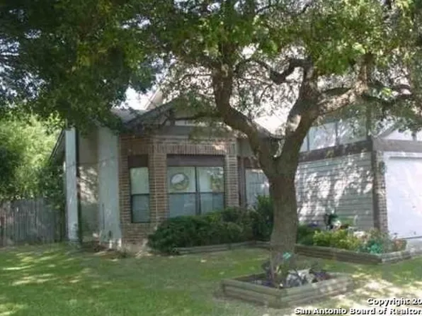 17022 Vista Bluff Dr, San Antonio, TX 78247