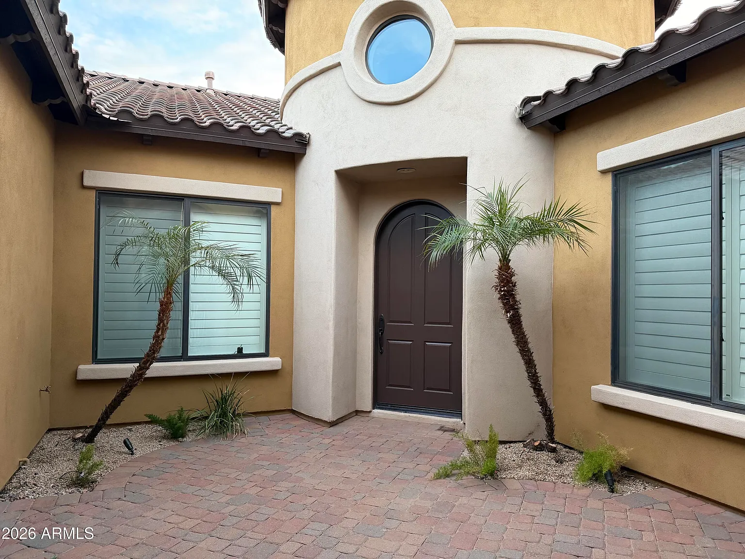 4 bed, 3.5 bath, 3801 sqft, $8,750 — Photo 2