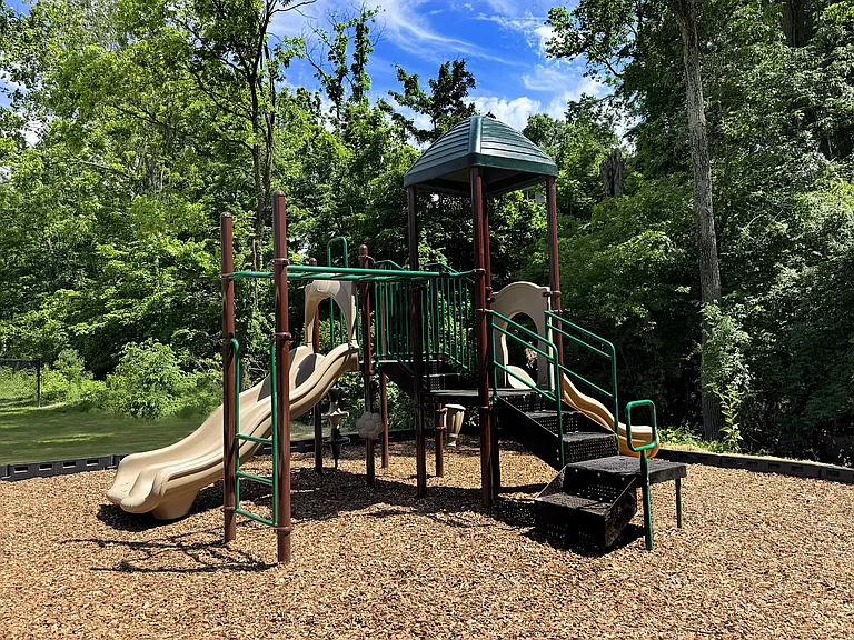 Timber Ridge Apartments — Photo 69