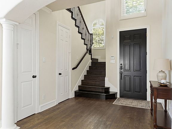 3rd image of 4212 Spyglass Hill Ln