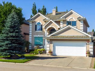 85 Evergreen Ln SW, Calgary, AB T2Y3T8