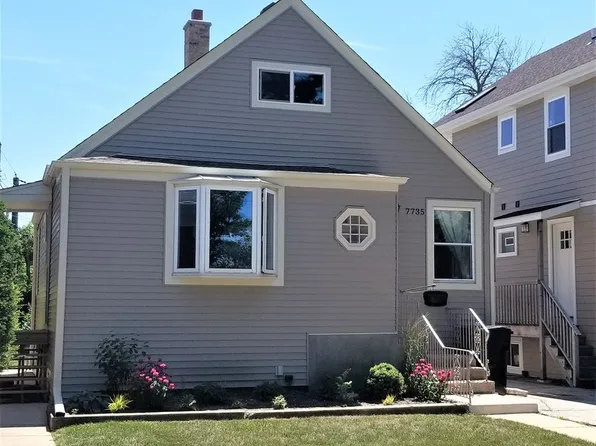 7735 W Palatine Ave, Chicago, IL 60631