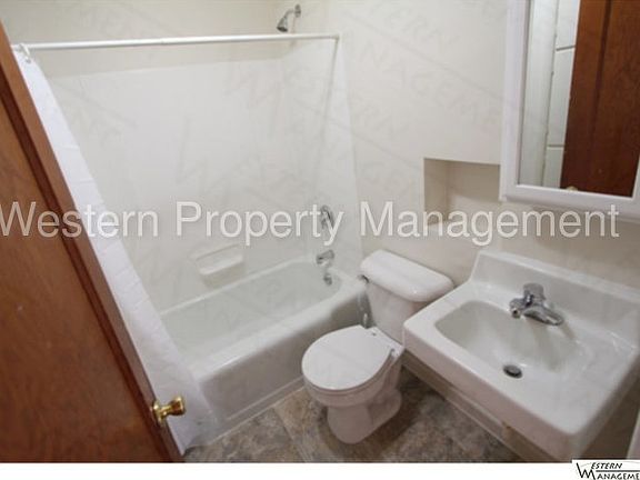 5th image of 3812 4th Ave S