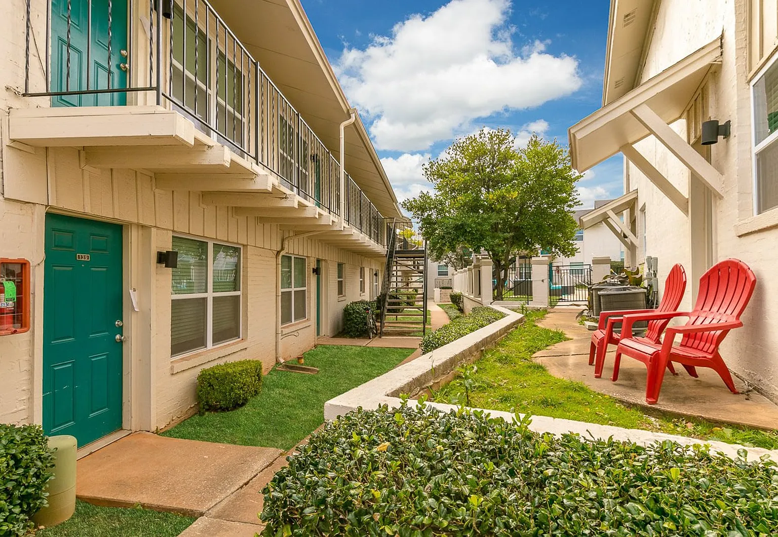 Bennett Pointe — Photo 1