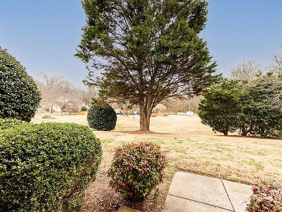 5th image of 8410 Ramath Dr
