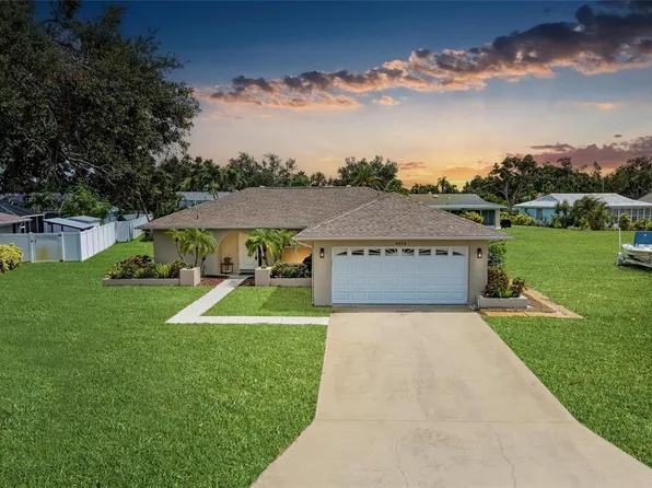 6804 19th Ave W, Bradenton, FL 34209