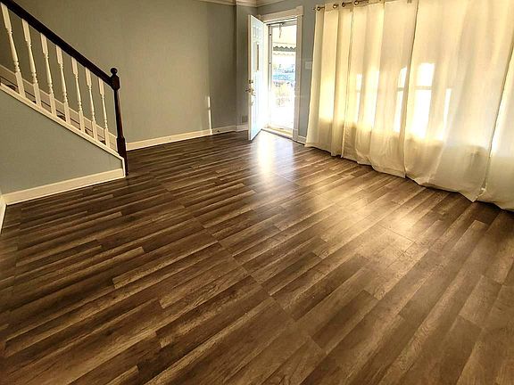 5th image of 827 Jeannette Ave