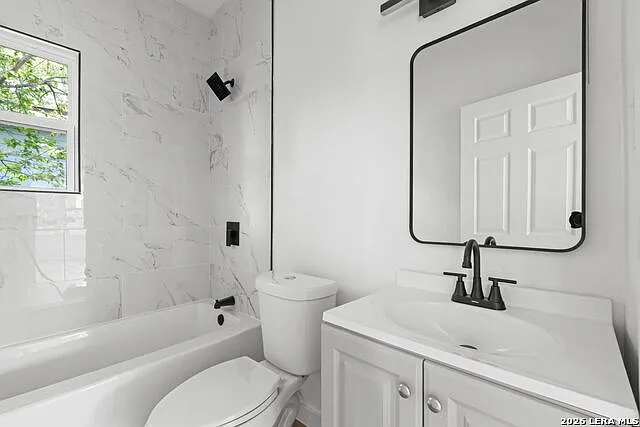 1200 W Magnolia Ave — Photo 12