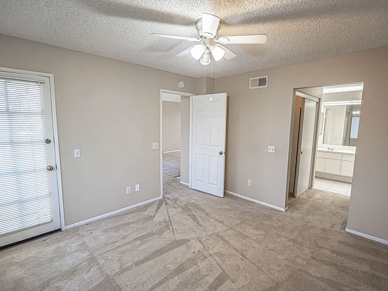25867 McBean Pkwy #88 — Photo 13