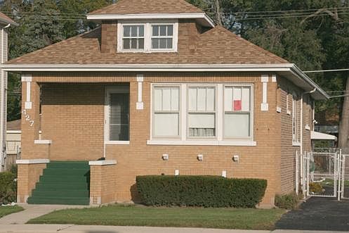 1st image of 427 25th Ave