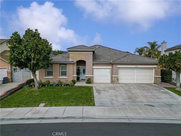 5897 Springcrest St, Corona, CA 92880