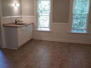 1107 W 8th St, Erie, PA 16502