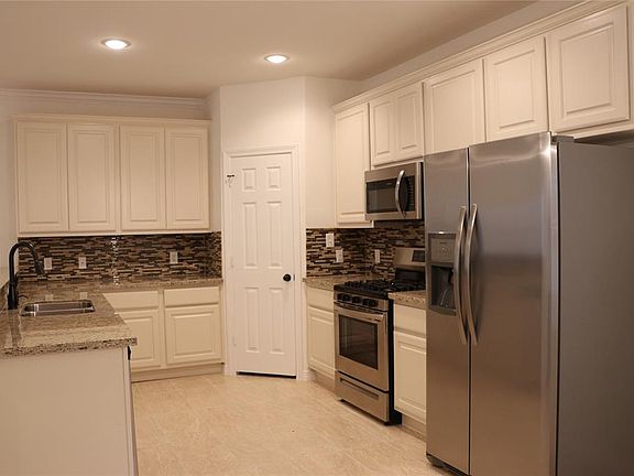 4th image of 7239 Foxmoor Lake Ct