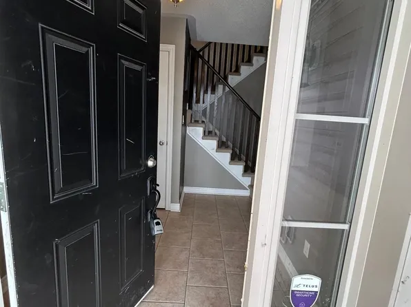 132 Bowen Dr, Peterborough, ON K9H 0C1