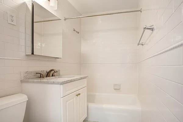 Rented by Algin Management | media 22