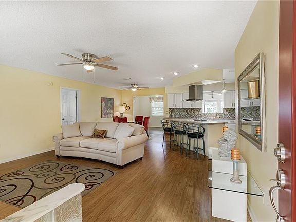 5th image of 2101 Greenlaw Ct