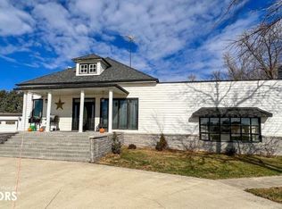196 70th St, Dows, IA 50071