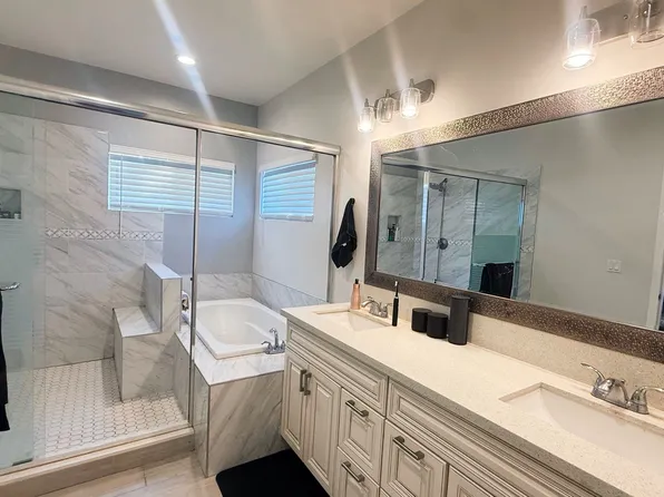 805 Towne St #B, Costa Mesa, CA 92627