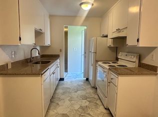 105-107 Poplar Ave #9, Redwood City, CA 94061