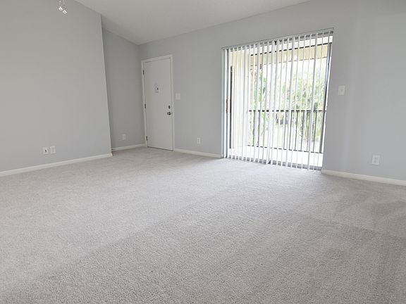 5th image of 6572 Chasewood Dr APT G