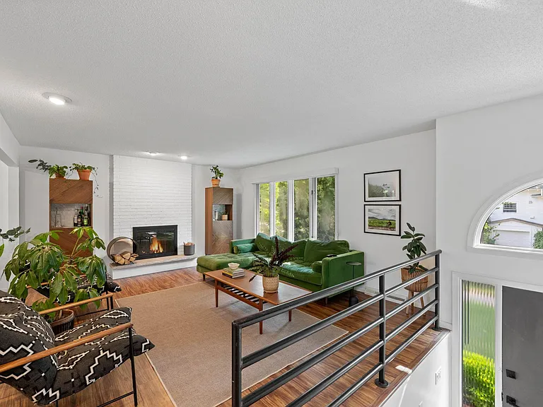 4004 Upton Ave S — Photo 3