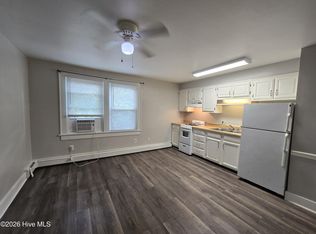 1221 Carolina Ave #2C, Elizabeth City, NC 27909