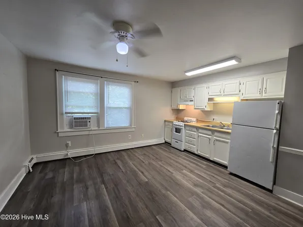 1221 Carolina Ave #2C, Elizabeth City, NC 27909