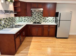 2371 20th Ave #A, San Francisco, CA 94116