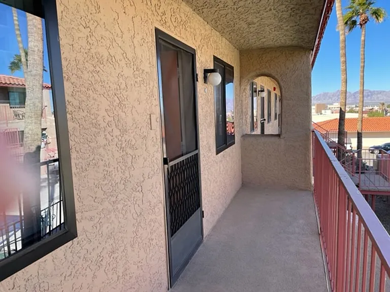1957 Mesquite Ave #45 — Photo 2