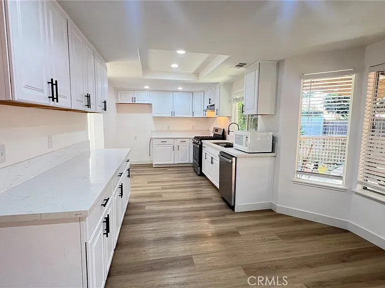 26062 Reynolds St — Photo 10