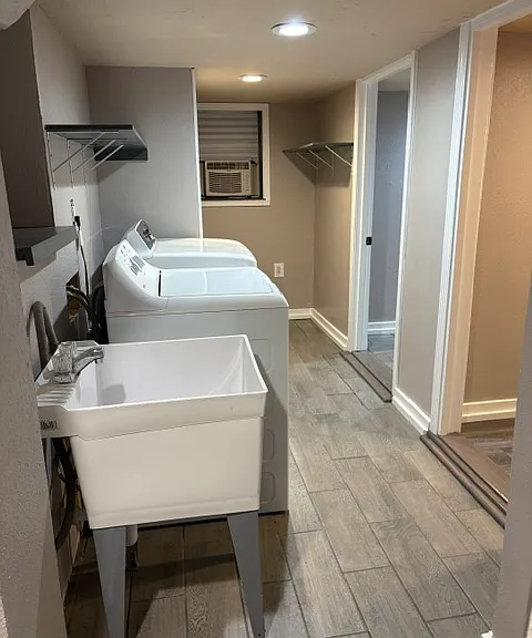 614 W 1st Ave — Photo 13